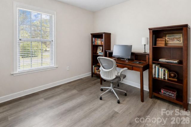 124 E Iowa Avenue, Bessemer City, NC 28016