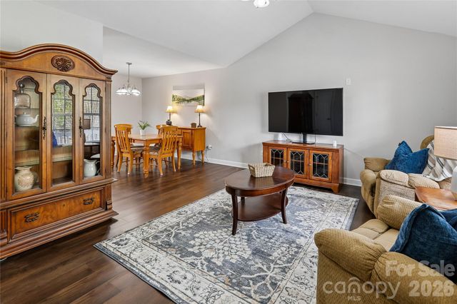 124 E Iowa Avenue, Bessemer City, NC 28016