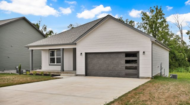 504 Herman Dr, Clarksville, TN 37042