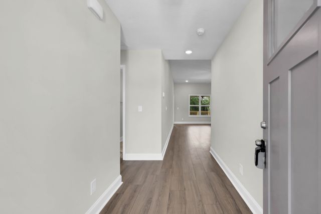 504 Herman Dr, Clarksville, TN 37042