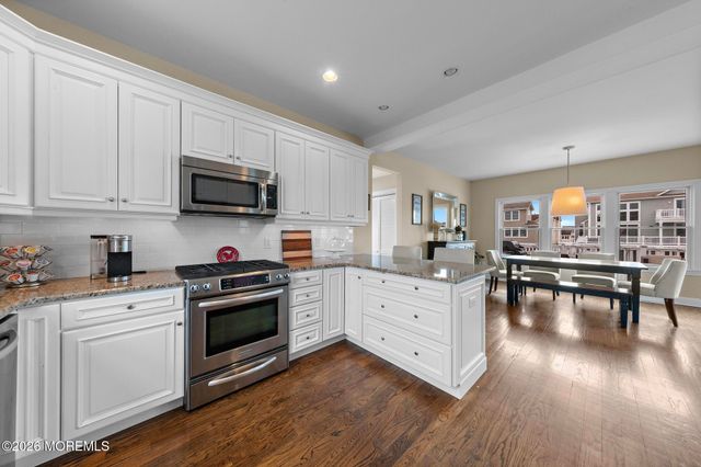 51 Barry Lane, Beach Haven West, NJ 08050