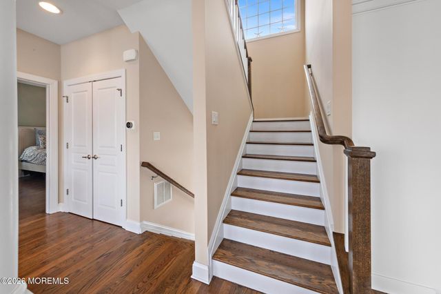 51 Barry Lane, Beach Haven West, NJ 08050