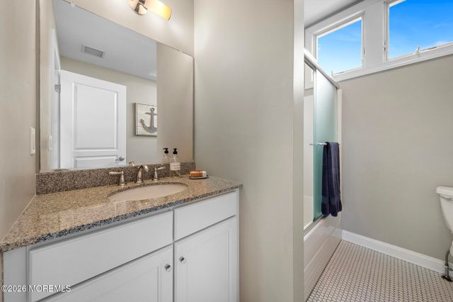 51 Barry Lane, Beach Haven West, NJ 08050