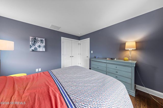 51 Barry Lane, Beach Haven West, NJ 08050