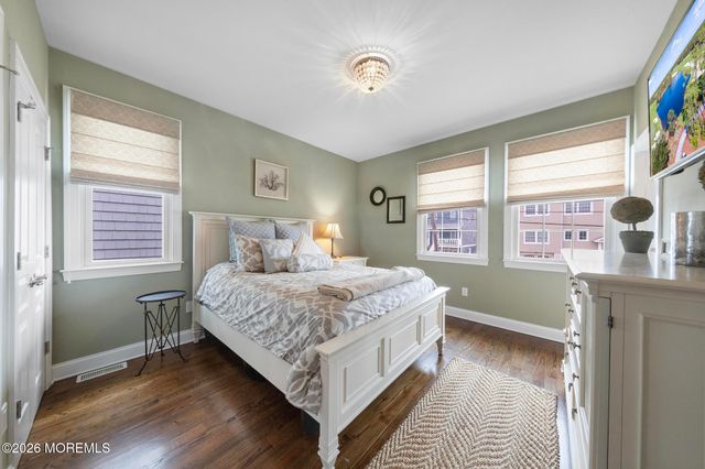 51 Barry Lane, Beach Haven West, NJ 08050