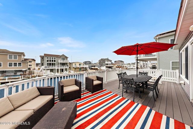 51 Barry Lane, Beach Haven West, NJ 08050