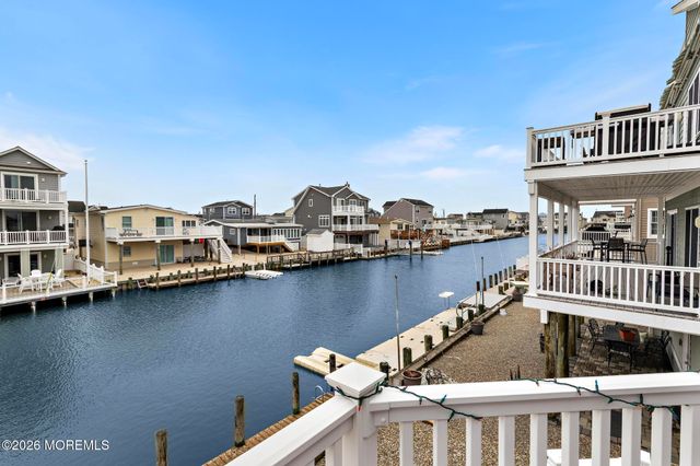 51 Barry Lane, Beach Haven West, NJ 08050