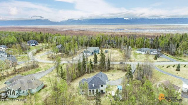 3170 W Secluded Meadows Loop, Wasilla, AK 99623