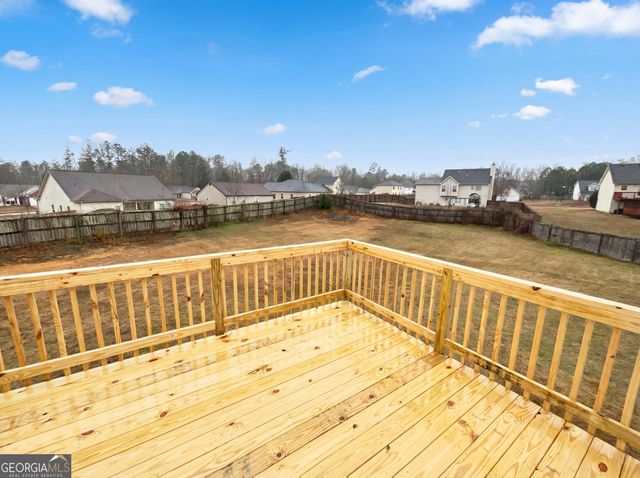 736 Tullamore Way, Hampton, GA 30228