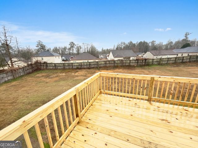 736 Tullamore Way, Hampton, GA 30228