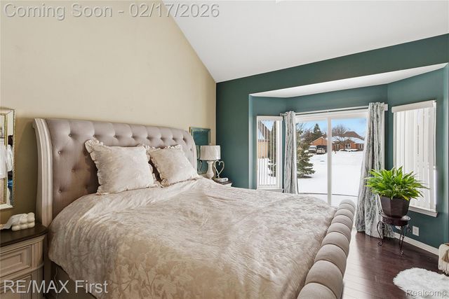 48767 Brittany Parc Drive, Macomb Township, MI 48044