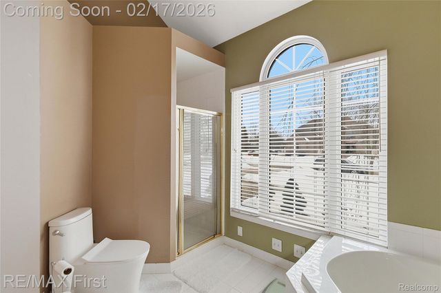 48767 Brittany Parc Drive, Macomb Township, MI 48044