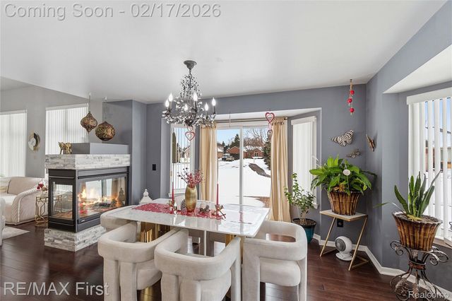 48767 Brittany Parc Drive, Macomb Township, MI 48044