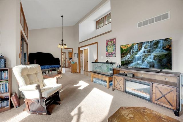 1028 Walnut Lane, Warrensburg, MO 64093