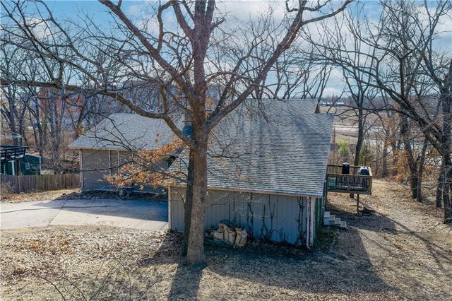 1028 Walnut Lane, Warrensburg, MO 64093