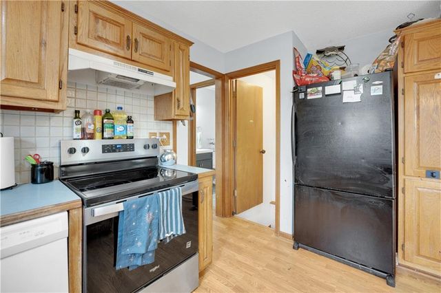 1028 Walnut Lane, Warrensburg, MO 64093