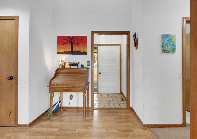 1028 Walnut Lane, Warrensburg, MO 64093