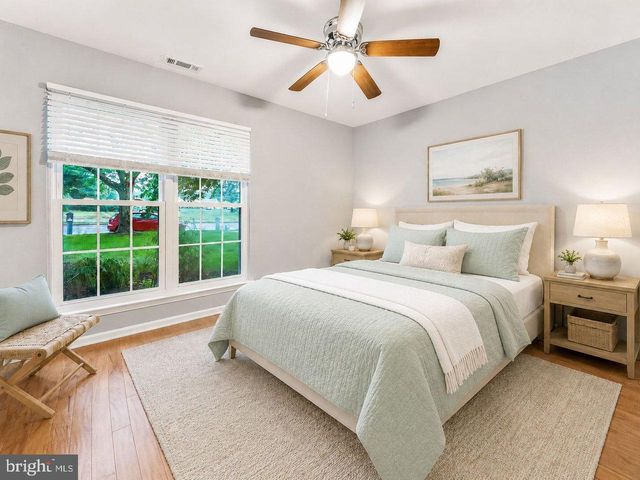 877 WESTMINSTER DR N, Southampton, NJ 08088
