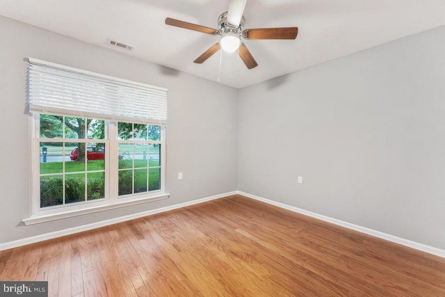 877 WESTMINSTER DR N, Southampton, NJ 08088