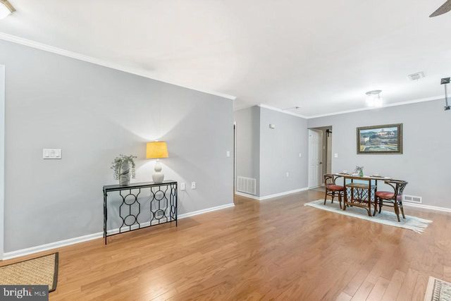 877 WESTMINSTER DR N, Southampton, NJ 08088