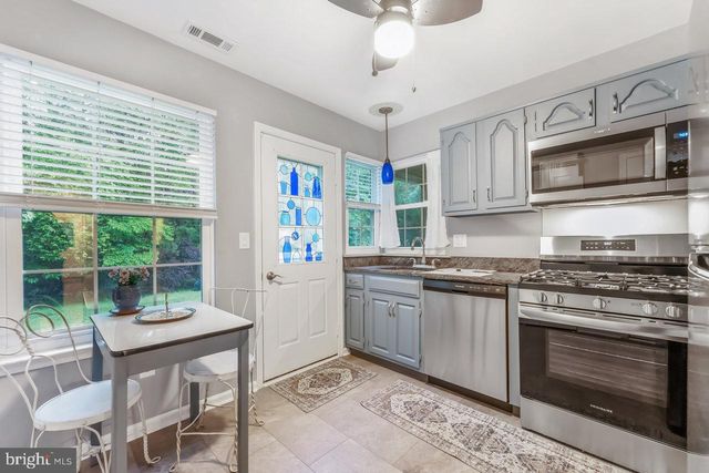 877 WESTMINSTER DR N, Southampton, NJ 08088