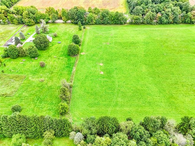 V/L Pingree Rd. Road, Howell, MI 48843