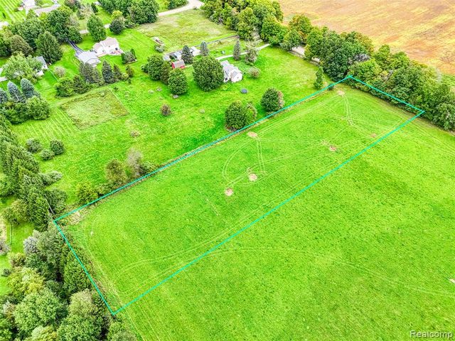 V/L Pingree Rd. Road, Howell, MI 48843