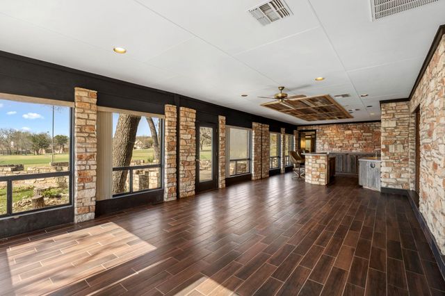 108 Augusta LN, Wimberley, TX 78676