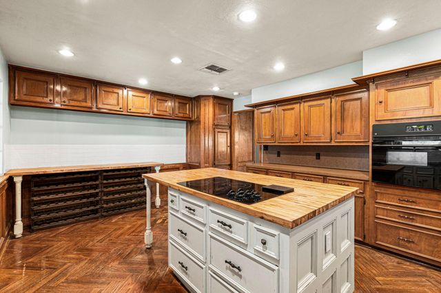 108 Augusta LN, Wimberley, TX 78676