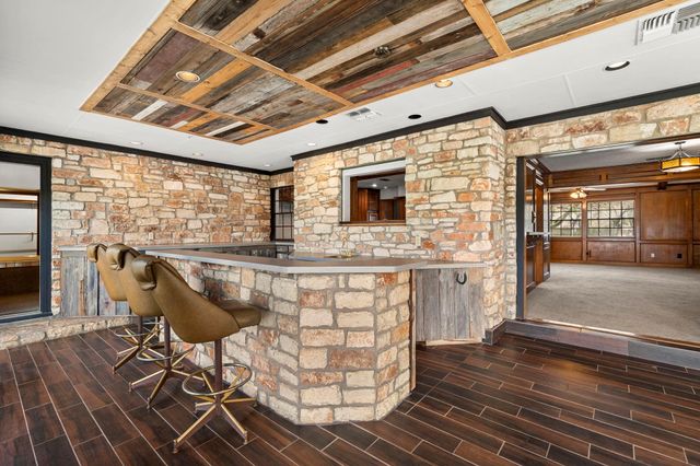 108 Augusta LN, Wimberley, TX 78676