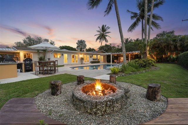 8220 SW 162nd Street, Palmetto Bay, FL 33157