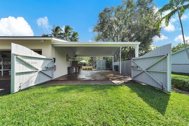 8220 SW 162nd Street, Palmetto Bay, FL 33157