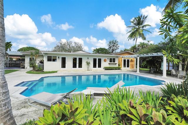 8220 SW 162nd Street, Palmetto Bay, FL 33157