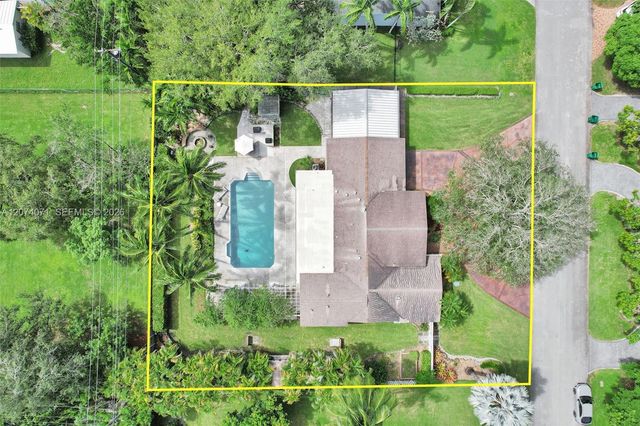 8220 SW 162nd Street, Palmetto Bay, FL 33157