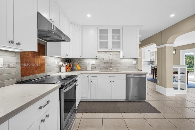 8220 SW 162nd Street, Palmetto Bay, FL 33157