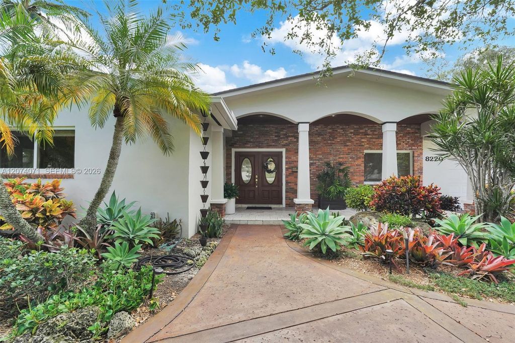 8220 SW 162nd Street, Palmetto Bay, FL 33157