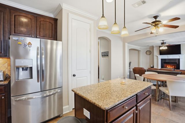 6736 Marbella 28, Irving, TX 75039