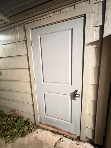 10831 Sandpiper Drive 188, Houston, TX 77096