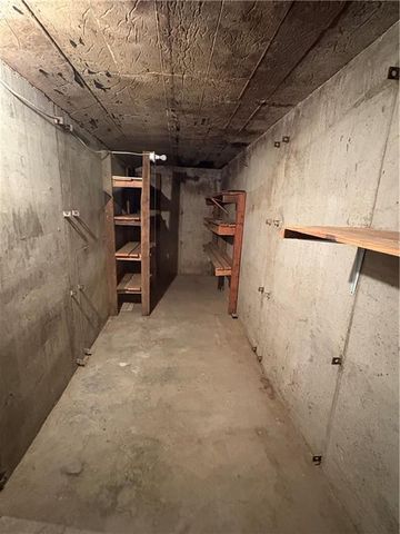 721 W Cooper Street, Maryville, MO 64468