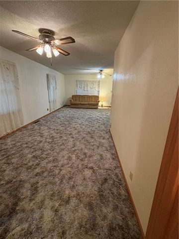 721 W Cooper Street, Maryville, MO 64468