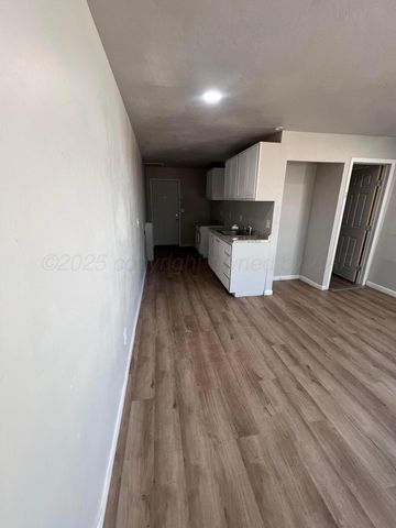 106 NE 11th Avenue, Amarillo, TX 79107