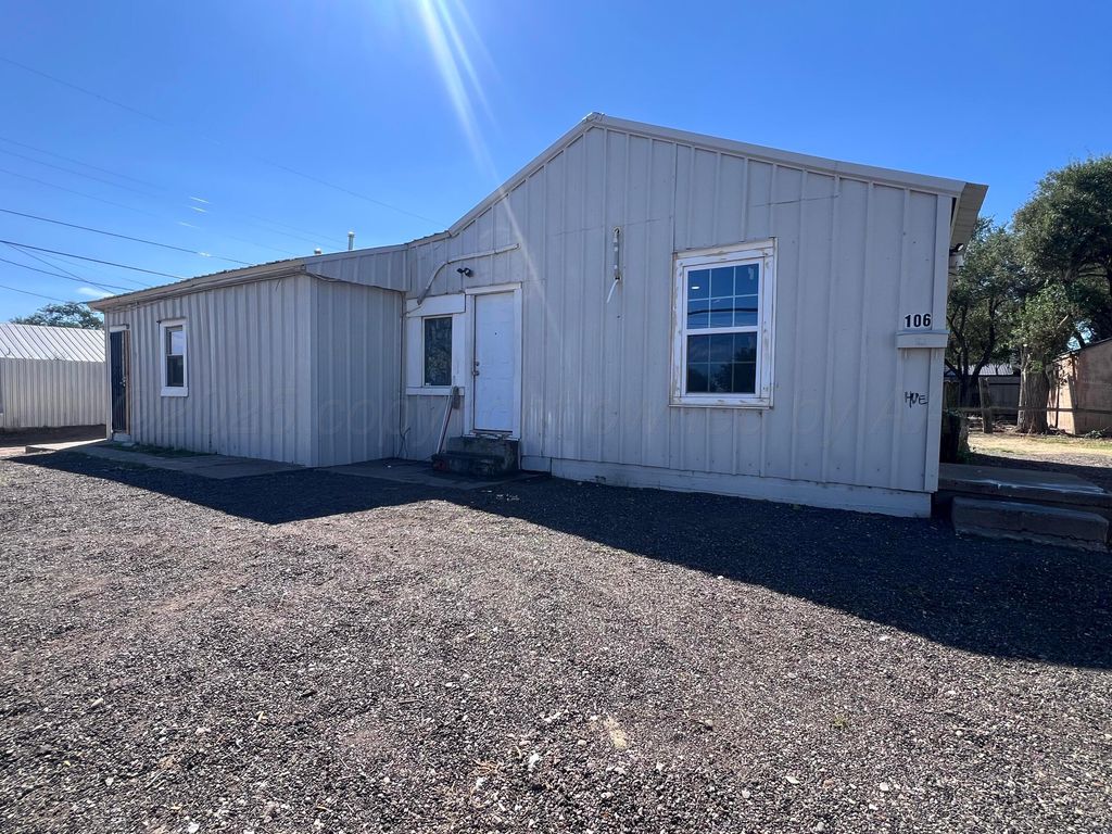 106 NE 11th Avenue, Amarillo, TX 79107