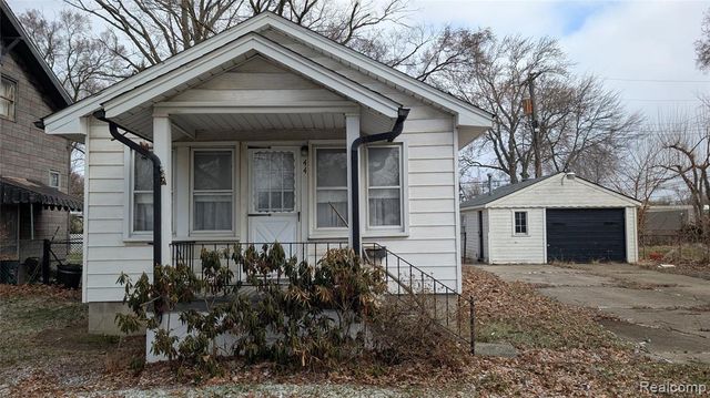 44 W Elza Avenue, Hazel Park, MI 48030