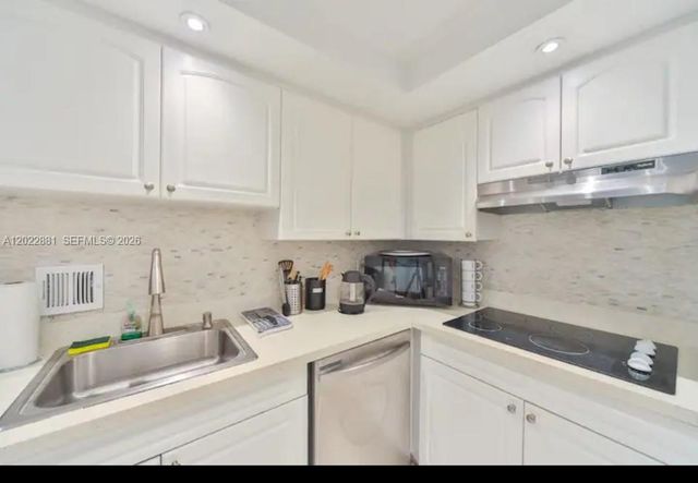 4001 S Ocean Dr 7L, Hollywood, FL 33019