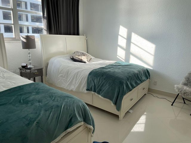 4001 S Ocean Dr 7L, Hollywood, FL 33019