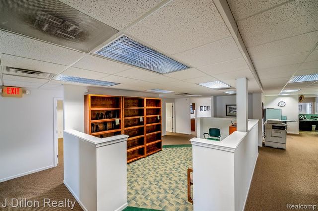 4621 & 4615 S Wayne Road, Wayne, MI 48184