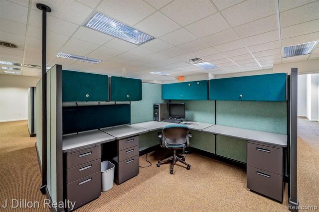 4621 & 4615 S Wayne Road, Wayne, MI 48184