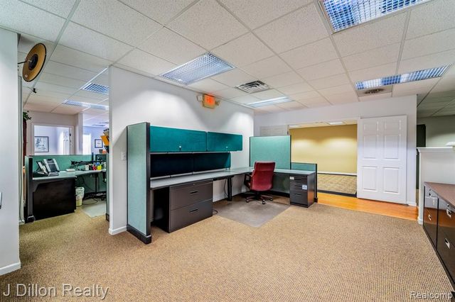 4621 & 4615 S Wayne Road, Wayne, MI 48184