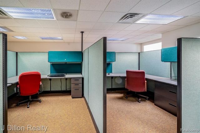 4621 & 4615 S Wayne Road, Wayne, MI 48184