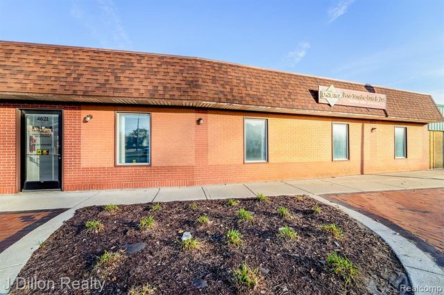4621 & 4615 S Wayne Road, Wayne, MI 48184
